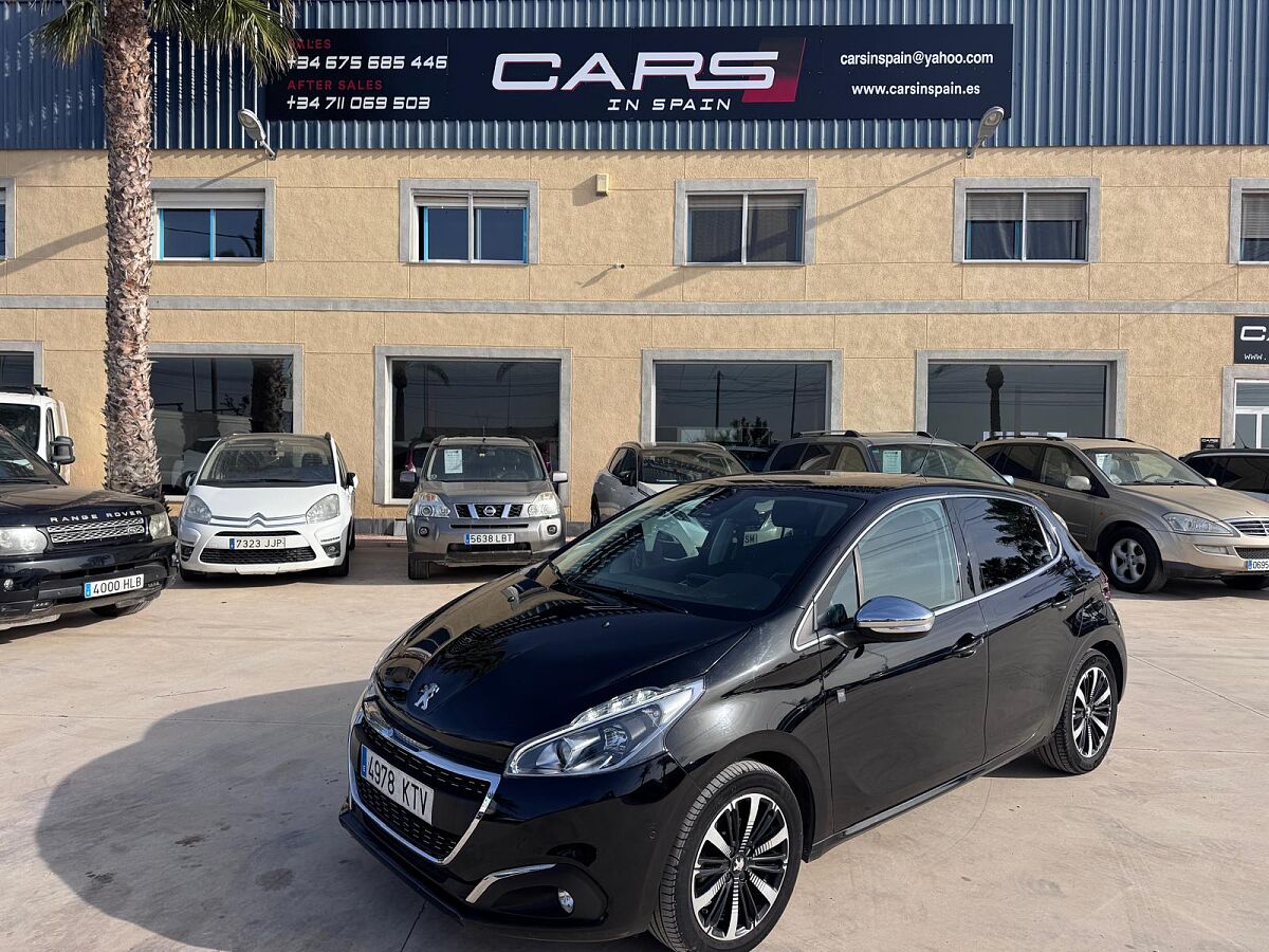 PEUGEOT 208 TECH 1.2 E-THP LPG AUTO SPANISH LHD IN SPAIN 70000 MILES SUPER 2019